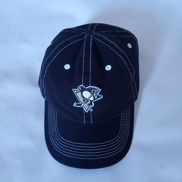 Pittsburgh Penguins Cap, - Picture 1 of 6